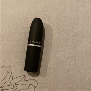 Mac powder kiss lipstick